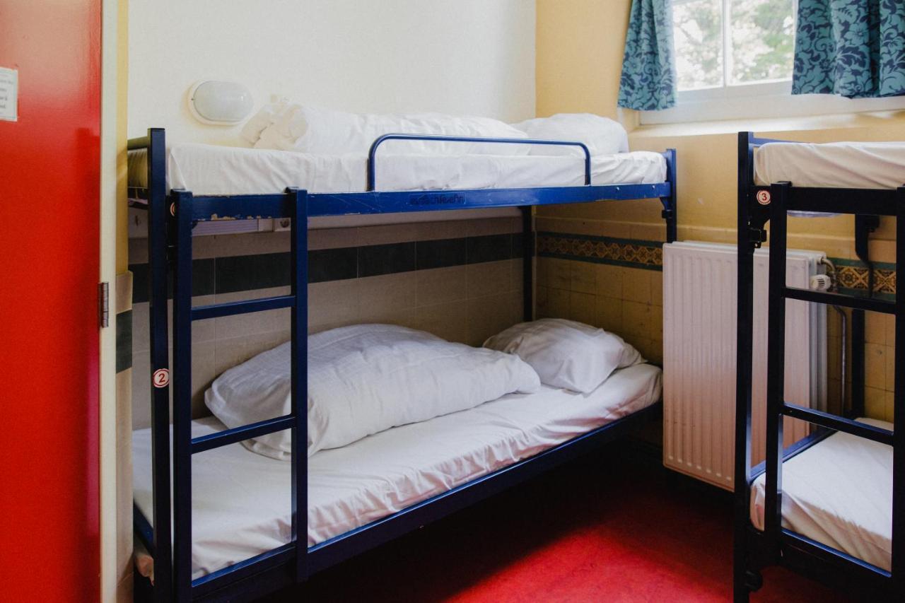 Shelter City Christian Hostel Амстердам Экстерьер фото