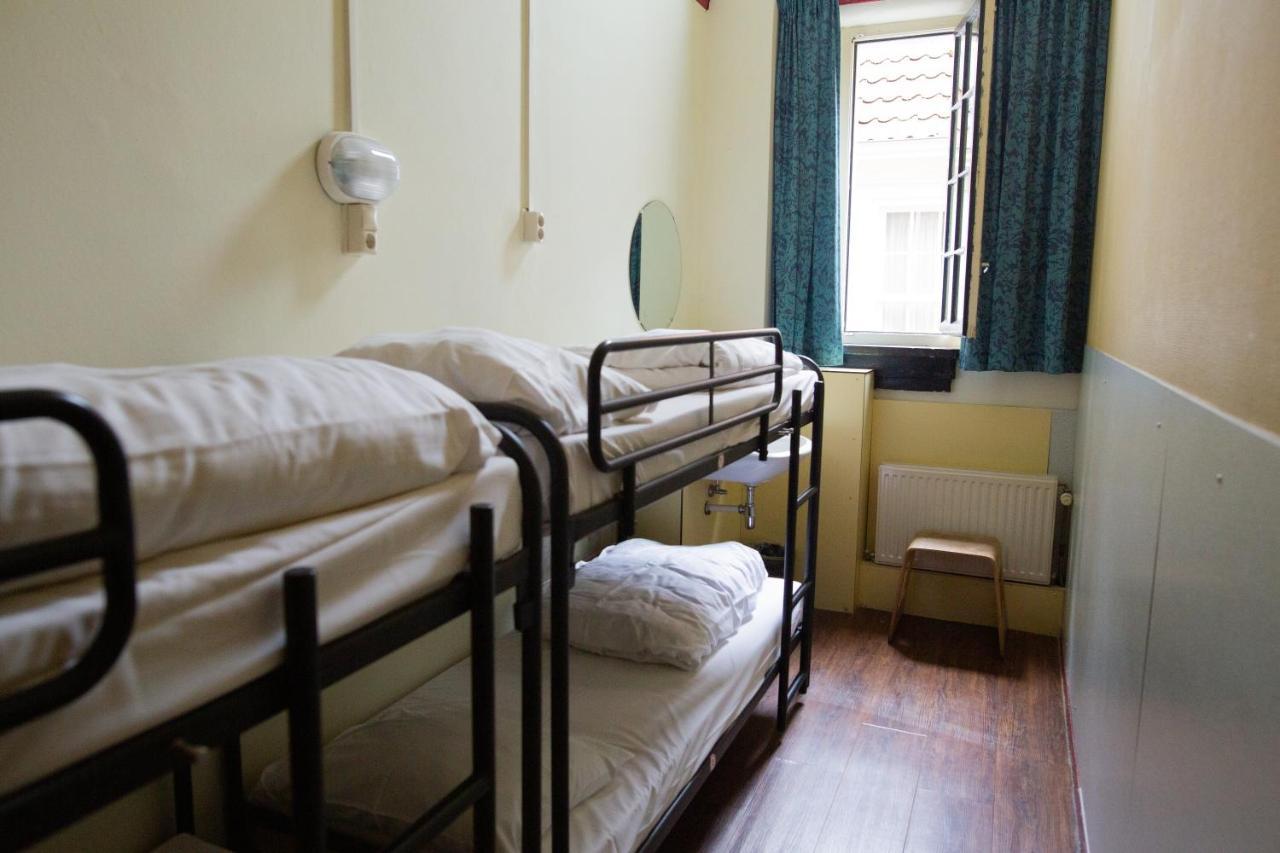 Shelter City Christian Hostel Амстердам Экстерьер фото